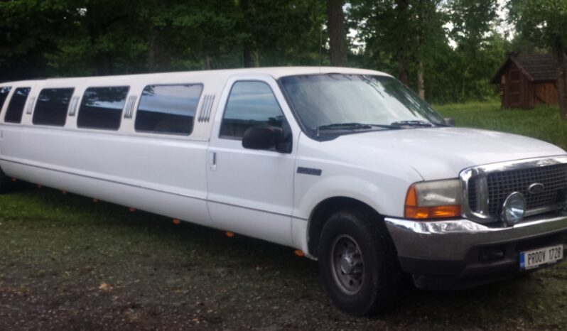 Ford Excursion Super Stretch 17 seats full