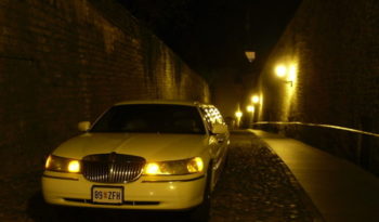 Lincoln Town Car (белый) 8 mect full